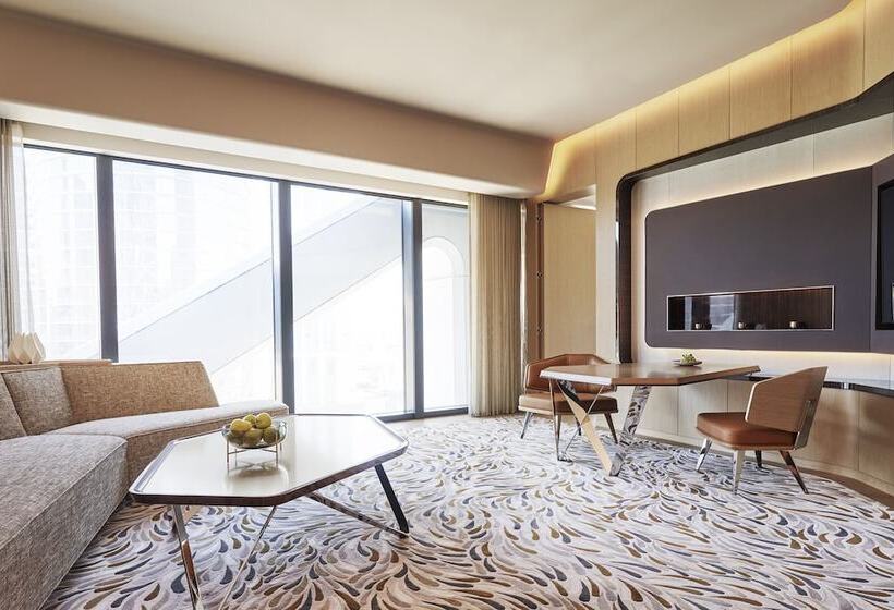 سوییت پرستیژ, City Of Dreams  Morpheus