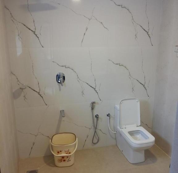 디럭스 트리플 룸, Cliffton