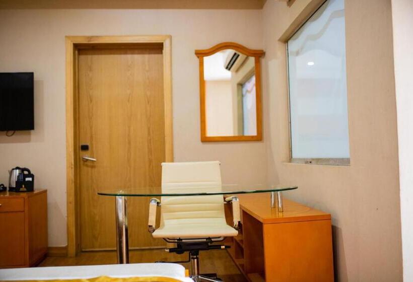 اتاق لوکس, Sunshine