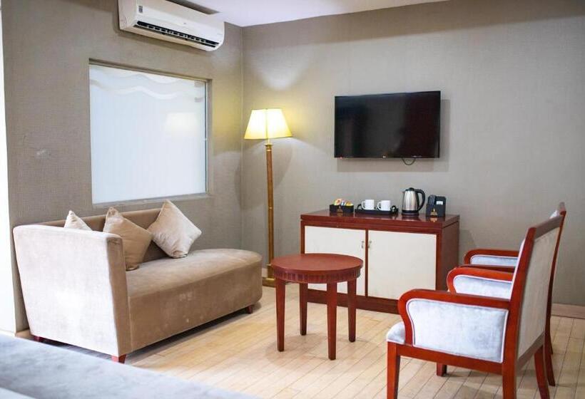 استودیوی لوکس, Sunshine