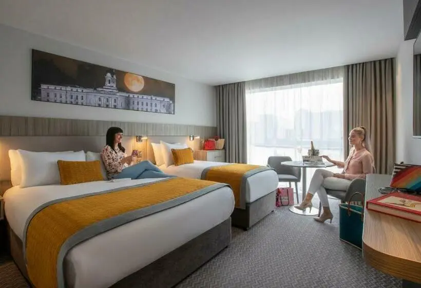 اتاق لوکس یک تخته, Maldron Hotel South Mall Cork City