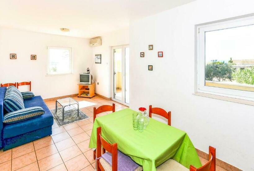 דירת חדר, Apartments Silvia