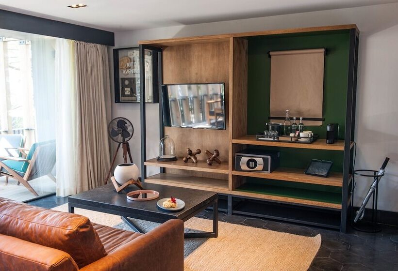 高级套房, Cinco Rodavento