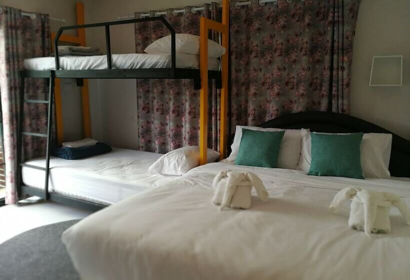 プールビューファミリールーム, Na Na Doo Homestay