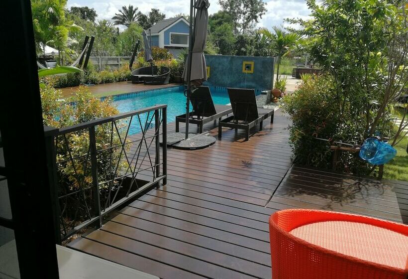 プールビューファミリールーム, Na Na Doo Homestay