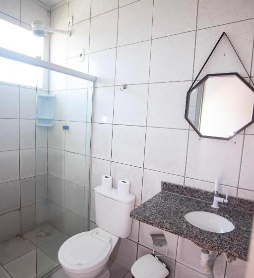 Четырехместный Номер Стандарт с Балконом, Pousada Aracaju