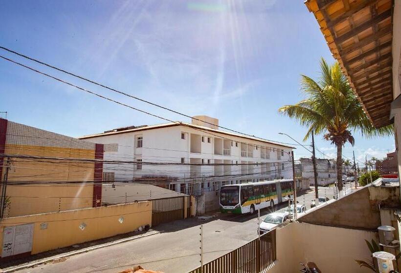 带阳台标准四人间, Pousada Aracaju