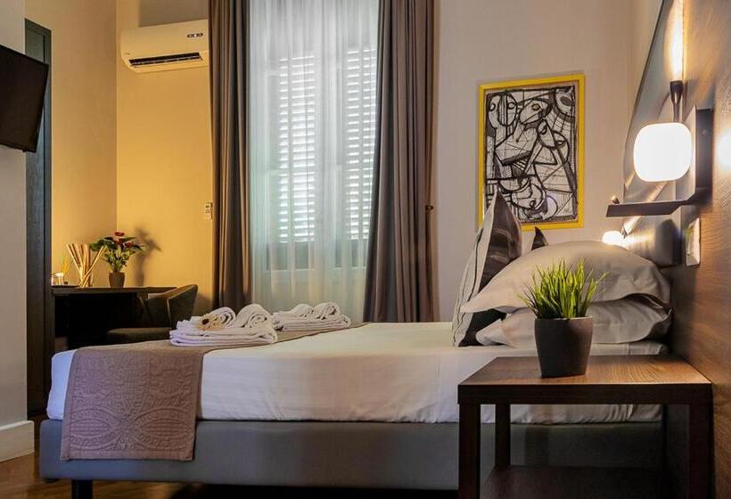 غرفة ديلوكس مطلة على المدينة, Re Vittorio De Luxe