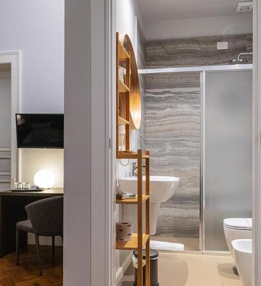 غرفة ديلوكس عائلية, Re Vittorio De Luxe