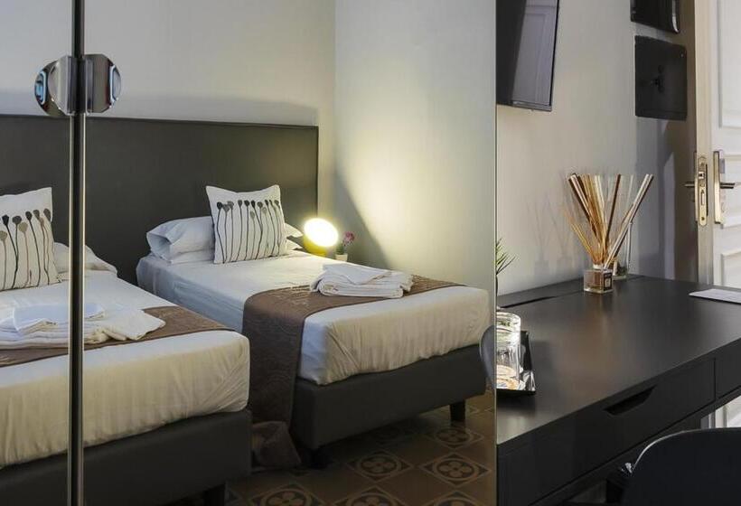 غرفة كمفورت مع بلكونة, Re Vittorio De Luxe