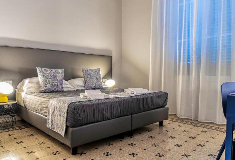 غرفة كمفورت مع بلكونة, Re Vittorio De Luxe