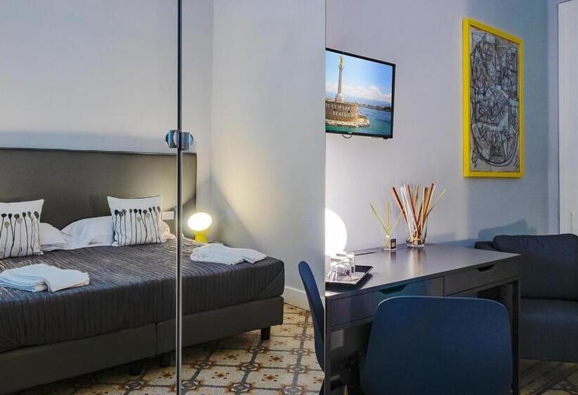 غرفة قياسية, Re Vittorio De Luxe