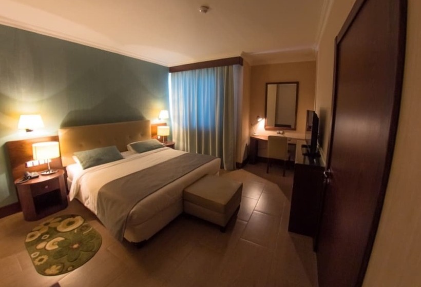 اتاق استاندارد یک نفره, Tadj El Maouada