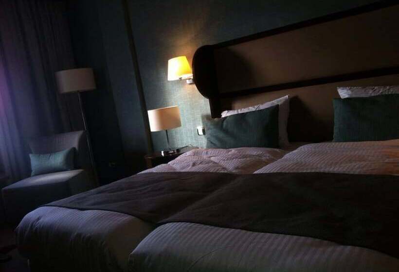 اتاق استاندارد, Tadj El Maouada