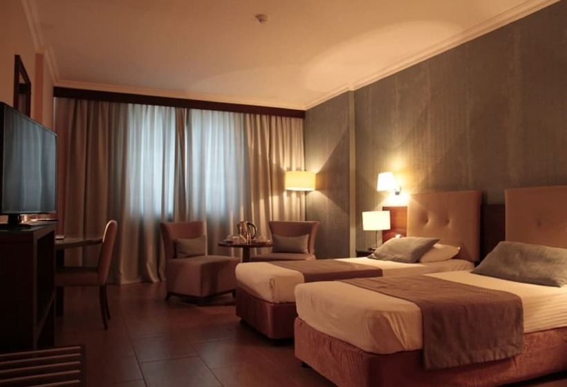 اتاق استاندارد, Tadj El Maouada