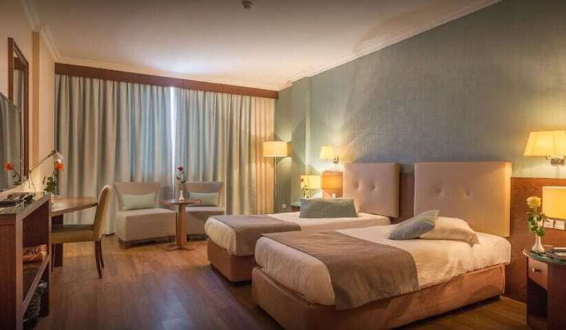 اتاق استاندارد, Tadj El Maouada