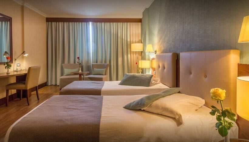 اتاق استاندارد, Tadj El Maouada