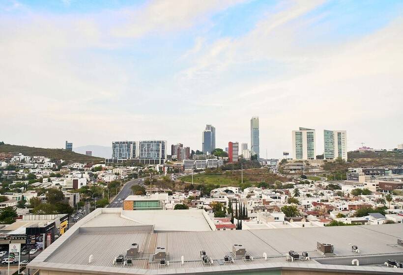 クラブルーム, The Westin Monterrey Valle