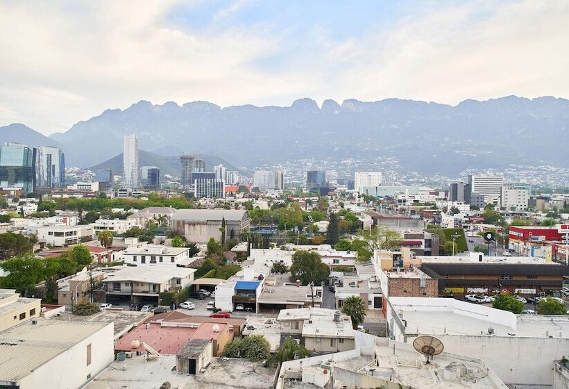 クラブルーム, The Westin Monterrey Valle