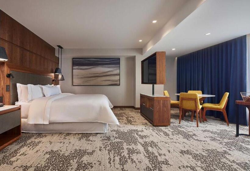キングサイズベッドのデラックススイート, The Westin Monterrey Valle