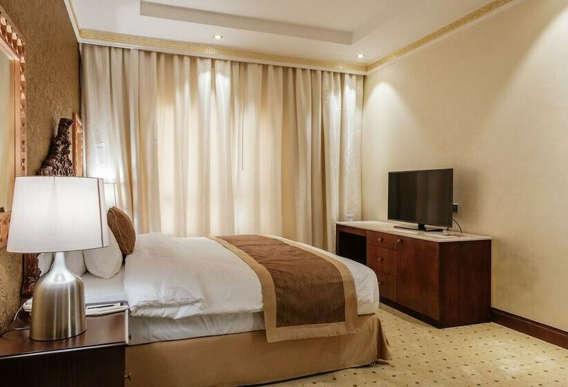 スイート, Crystal Plaza Al Majaz