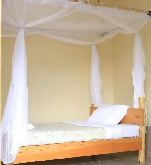 اتاق استاندارد یک نفره, Kisoro Comfort Inn