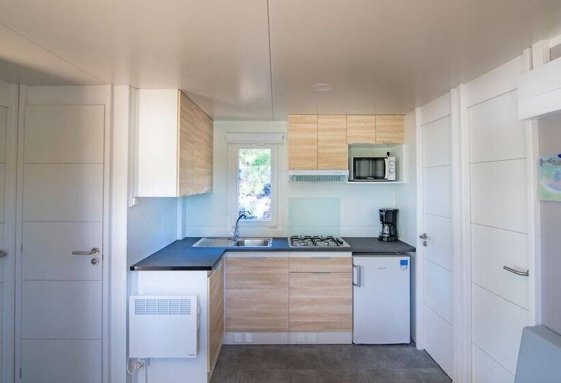 Дом 2 Спальни, Camping Treumal