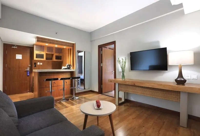 Suite, Aston Inn Batu