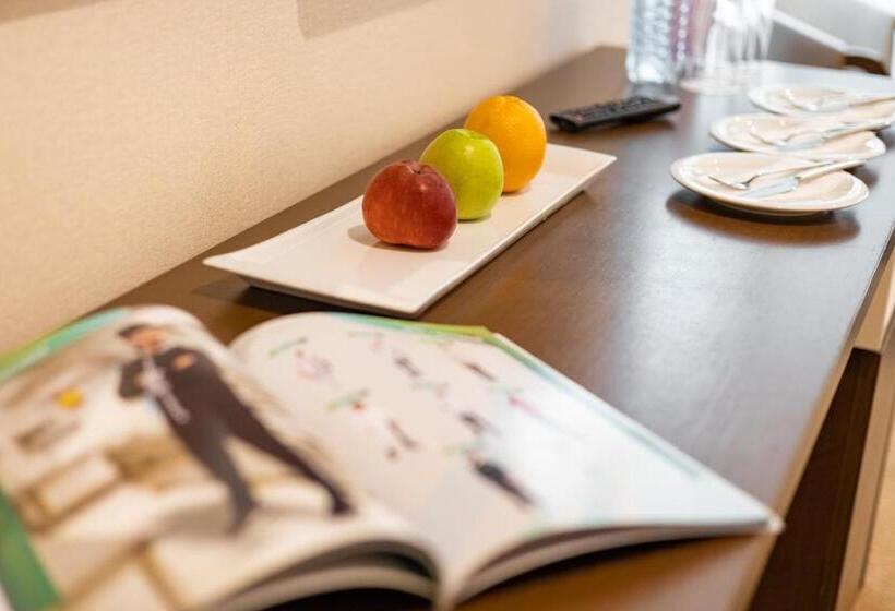 اتاق لوکس سه تخته, Diamond Hotel Baku