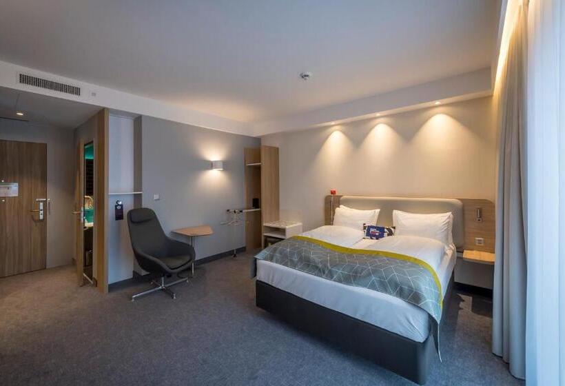 Quarto Estandar para Deficientes Físicos, Holiday Inn Express   Luzern   Kriens, An Ihg