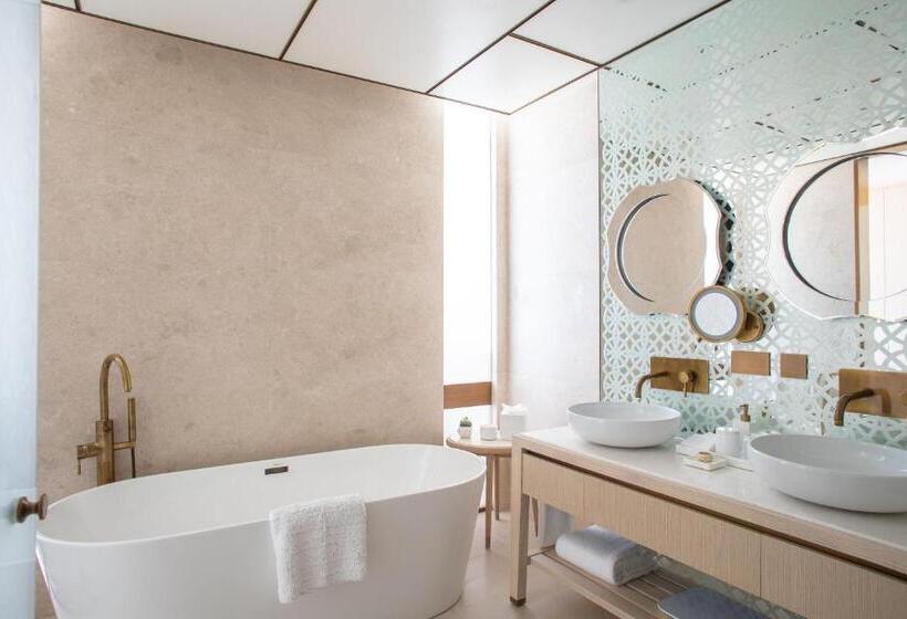 غرفة ديلوكس سرير كينج, Jumeirah Saadiyat Island Abu Dhabi