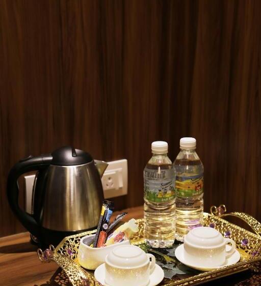 Трехместный Номер Deluxe, K Garden Hotel Parit Buntar