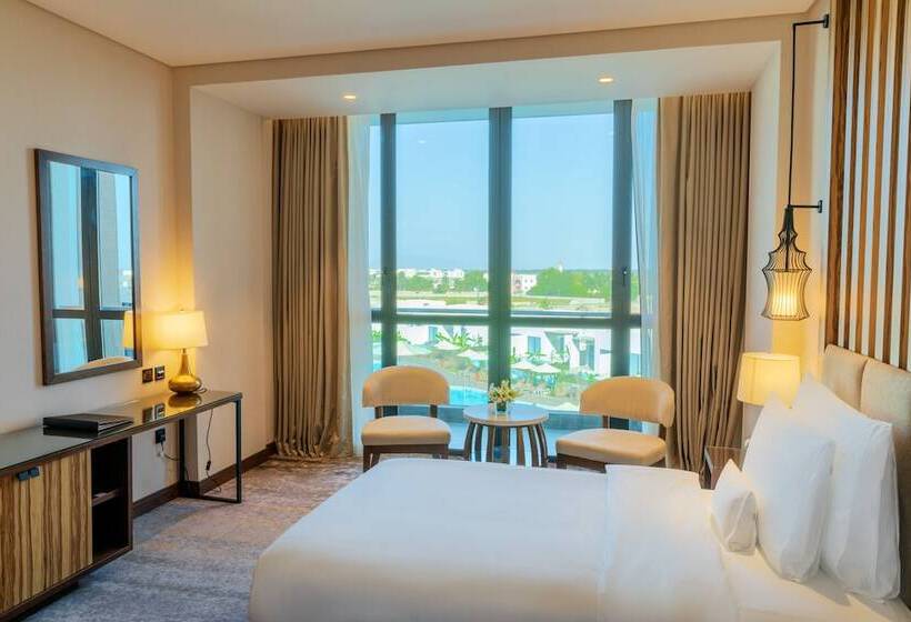 Premium Room Pool View, Millennium Resort Salalah