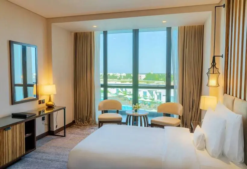 Premium Room Pool View, Millennium Resort Salalah