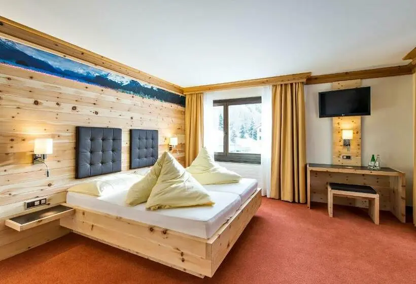 Standard Room, Palü