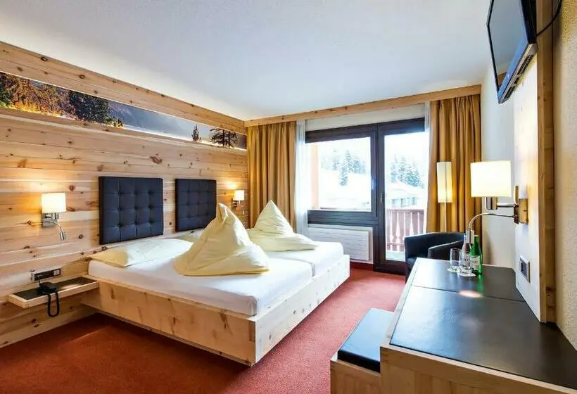 Standard Room, Palü