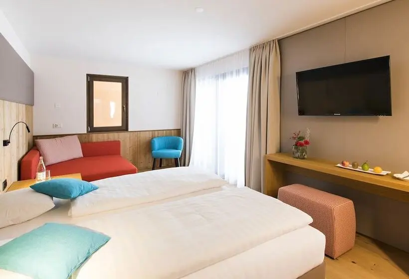 Deluxe Room Mountain View, Palü