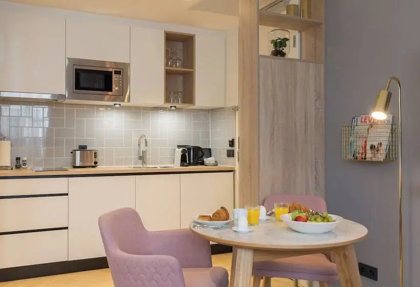 ダブルベッドのスタンダードスタジオ, Staybridge Suites The Hague   Parliament, An Ihg