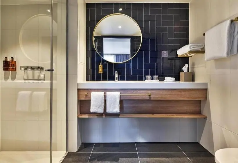 キングサイズベッドのスイートルーム, Staybridge Suites The Hague   Parliament, An Ihg