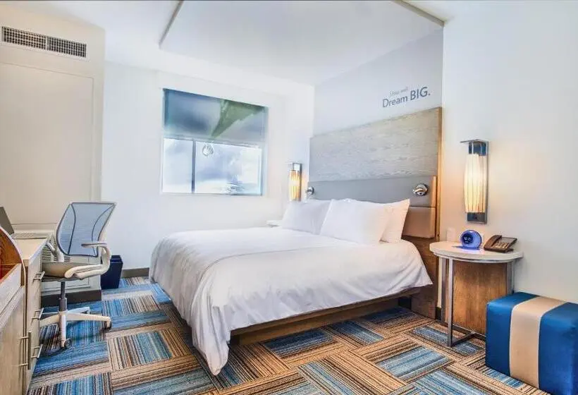 キングサイズベッドのスタンダードルーム, Even Hotel Miami Airport, An Ihg