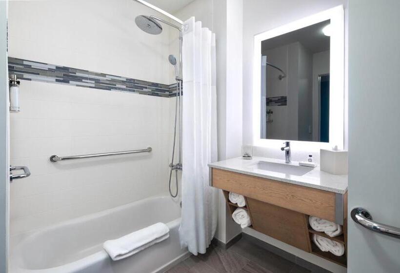 장애인을 위한 스위트, Even Hotel Miami   Airport, An Ihg