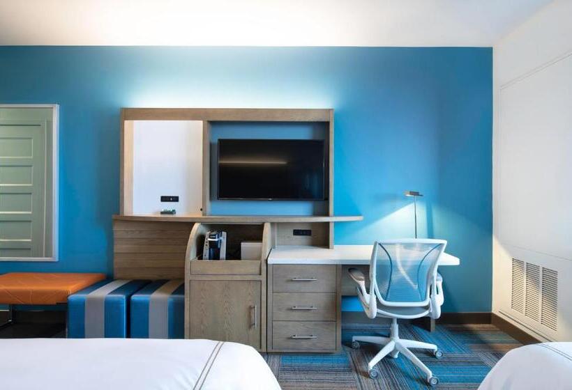 غرفة بريميوم مطلّة علي البحيرة, Even Hotel Miami   Airport, An Ihg