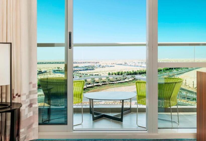 带大床的套房, Aloft Dubai South