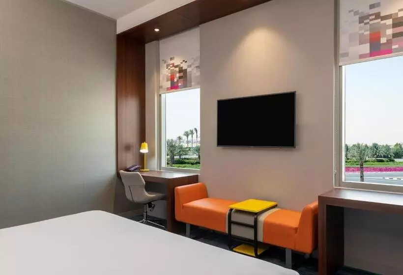 اتاق استاندارد با تخت بزرگ, Aloft Dubai South
