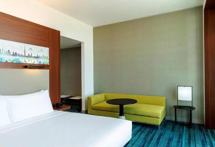 سوئیت با تخت بزرگ, Aloft Dubai South