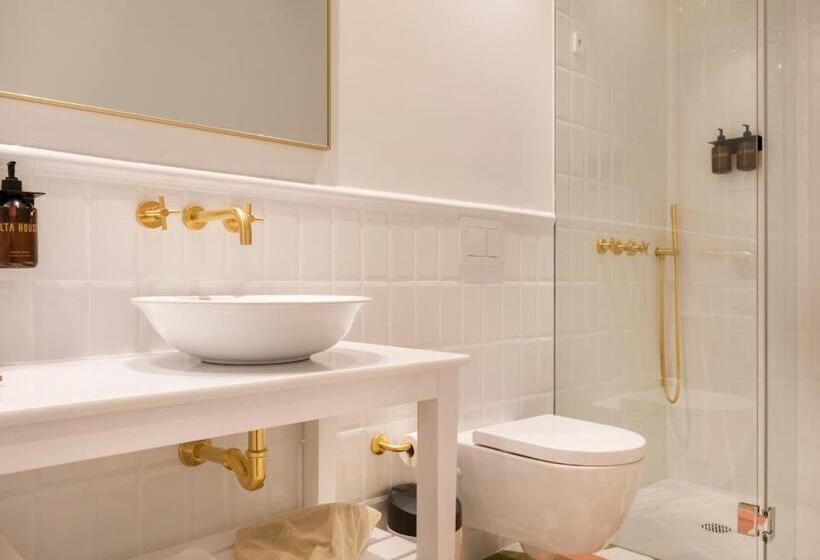 اتاق لوکس با چشمانداز, Alta House Begur