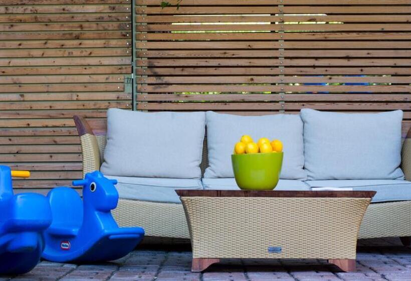 디럭스 룸, Club Agia Anna