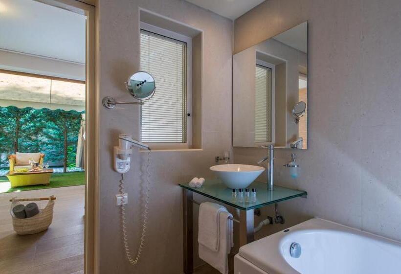 디럭스 룸, Club Agia Anna