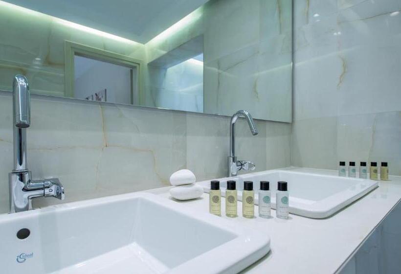 수피리어 코티지, Club Agia Anna