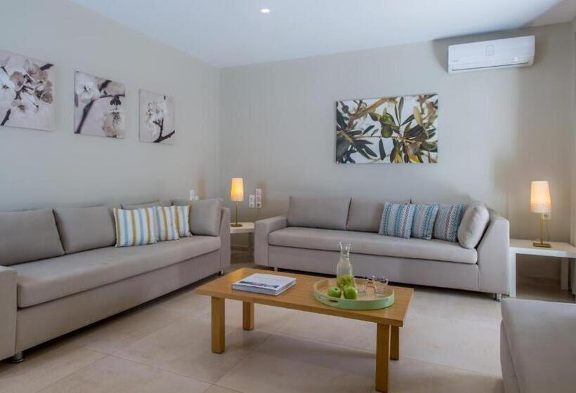 수피리어 코티지, Club Agia Anna